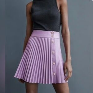 ZARA Lilac Vegan Faux Leather Pleated Mini Skirt. Size xsmall. New.